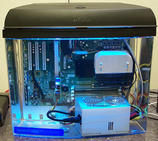Illustration for article titled Mineral Oil-Cooled Aquarium PC Kit Now Available For Purchase